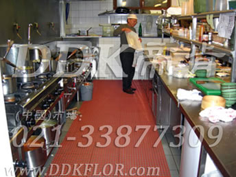 红色_厨房操作间地面通道防滑防护直纹网格毯（2）