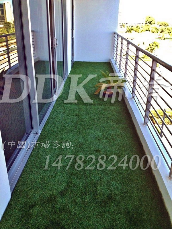 【家装阳台地面材料】绿色草皮家装阳台地面材料样板图片,帝肯(DDK)_6200（Green|歌林）效果图，别墅阳台装修,别墅阳台地板,室外阳台地板,户外塑料草坪