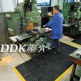 机床作业位铺垫